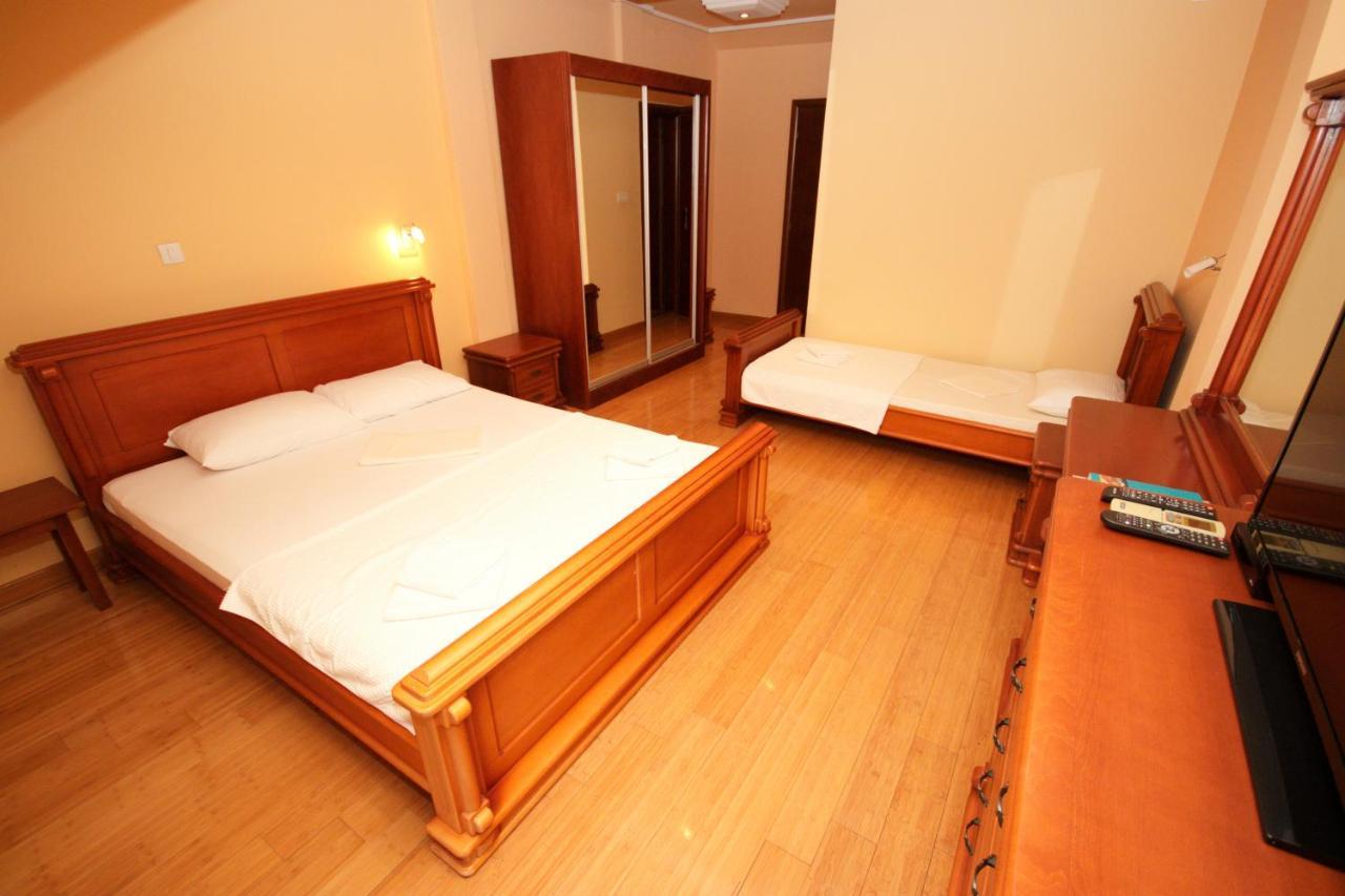 Hotel Rr Херцег-Нови Экстерьер фото