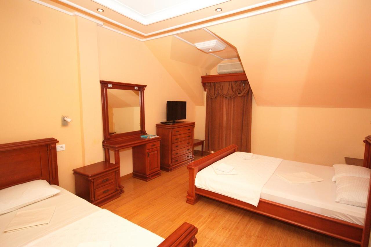 Hotel Rr Херцег-Нови Экстерьер фото